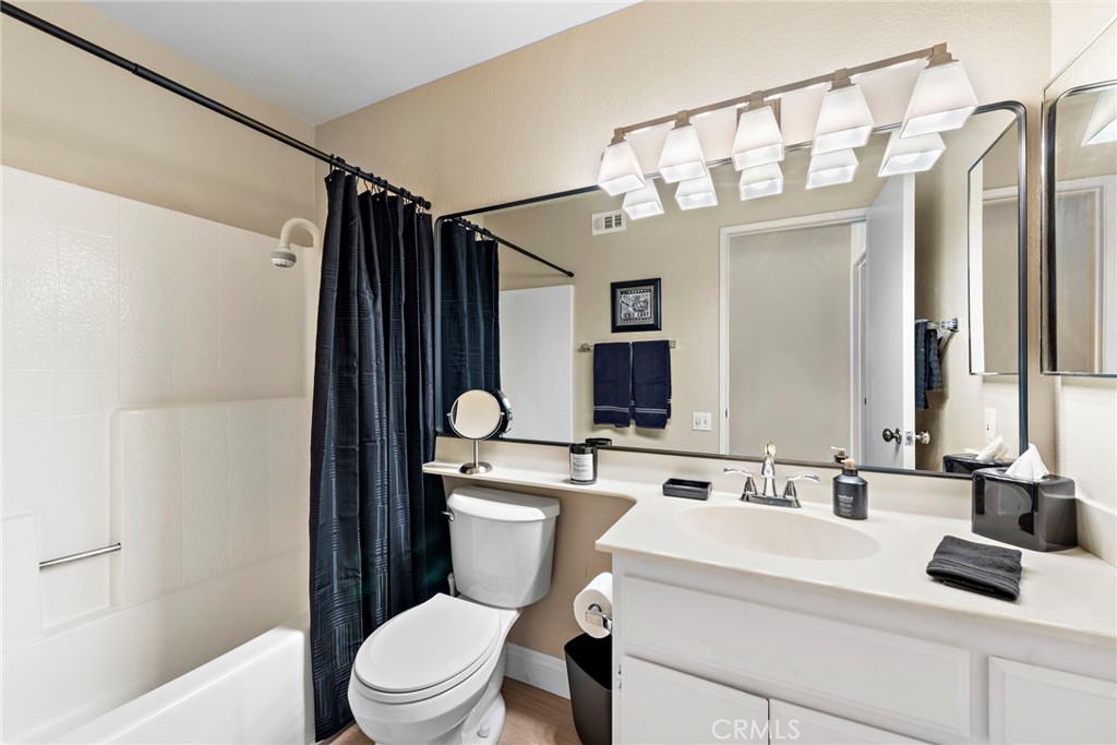 19115 Beachcrest Lane D