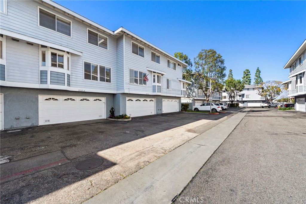 19115 Beachcrest Lane D