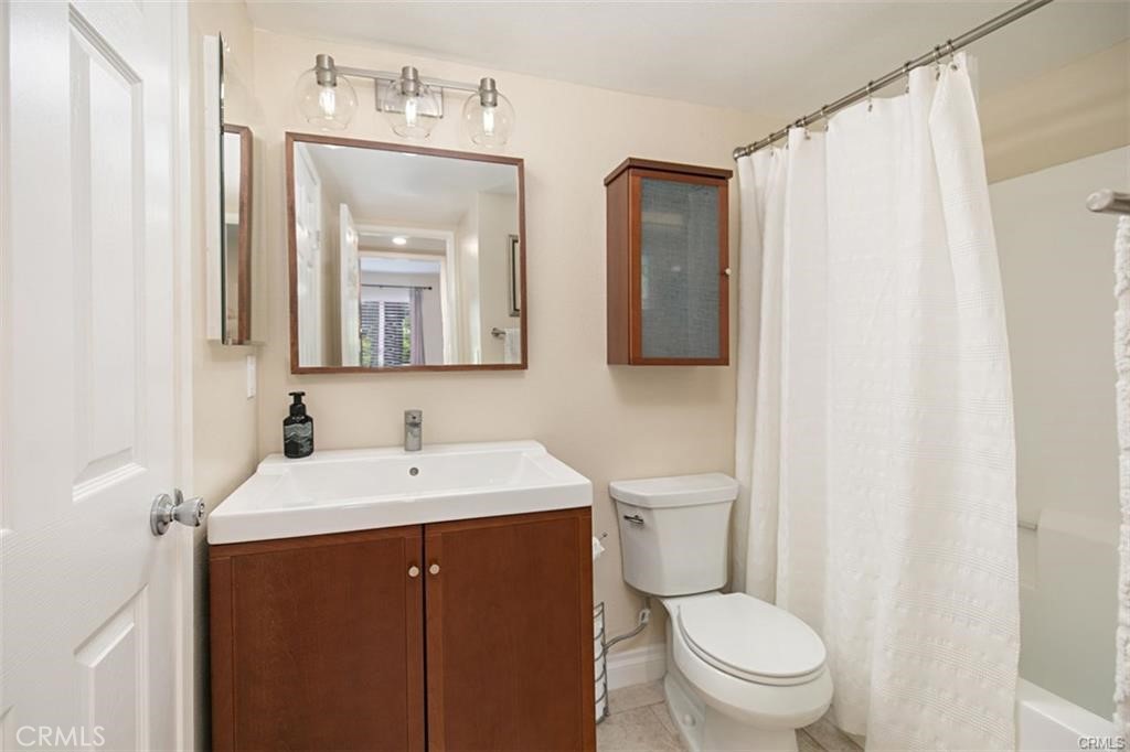 33852 Del Obispo Street 37