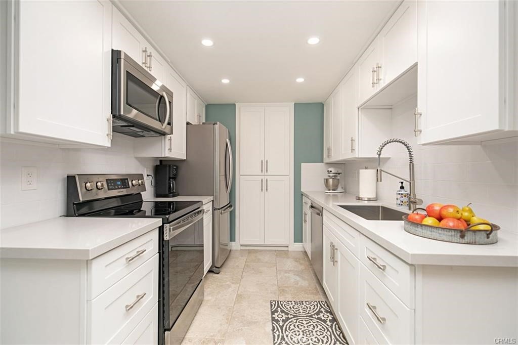 33852 Del Obispo Street 37