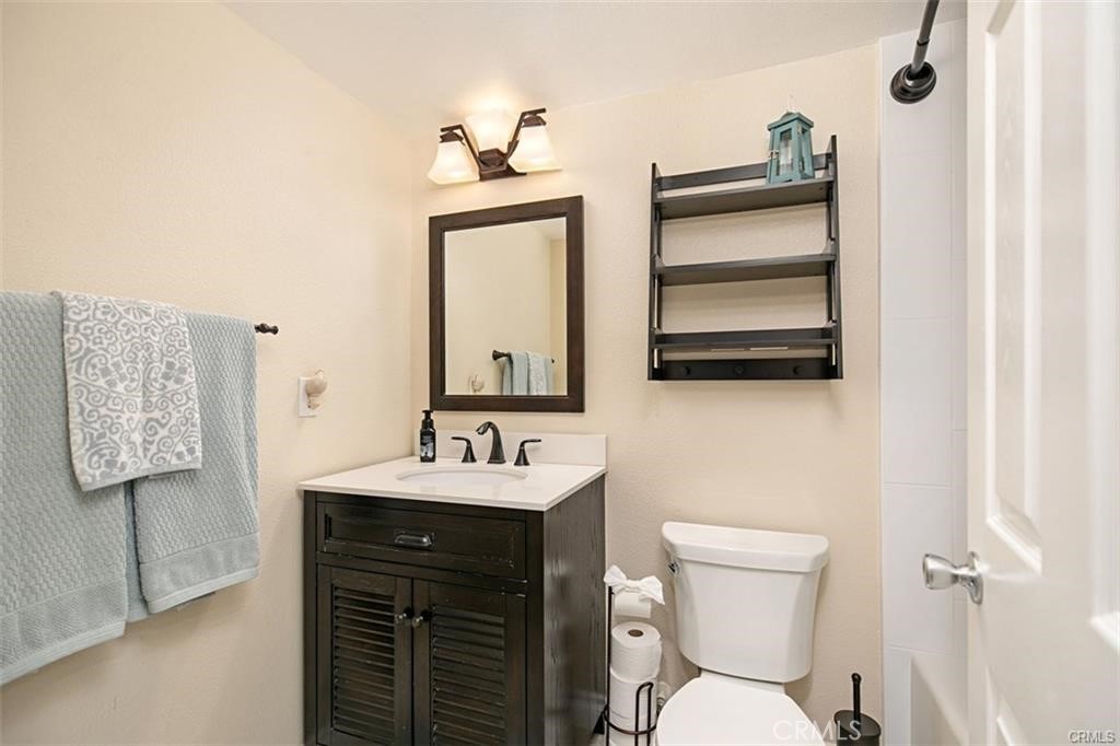 33852 Del Obispo Street 37