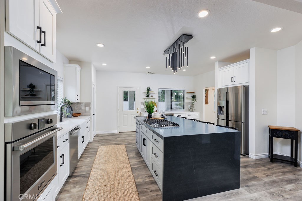 6617 Applewood Street