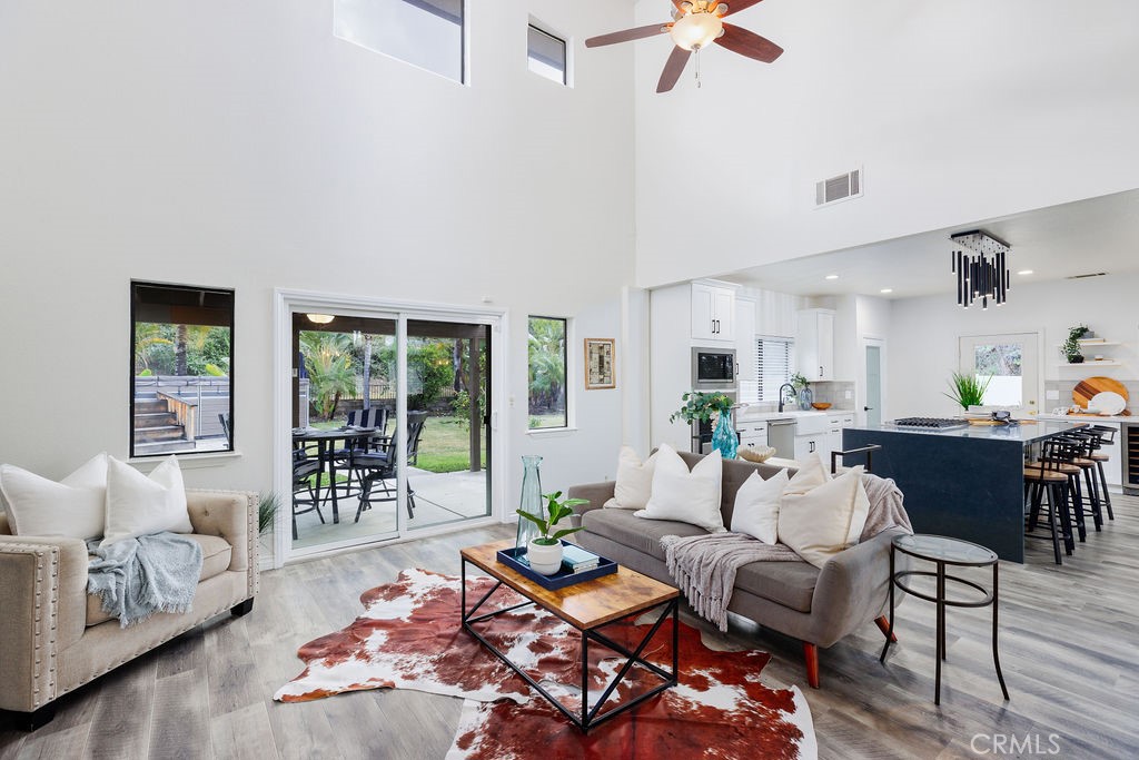 6617 Applewood Street