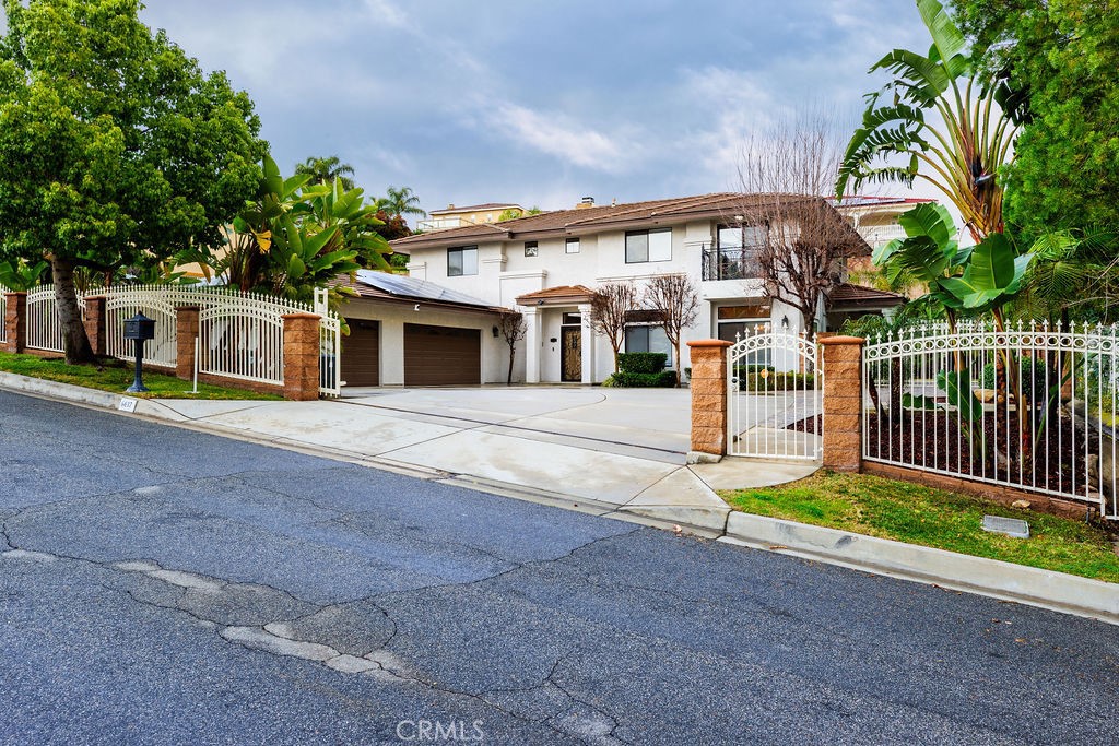 6617 Applewood Street