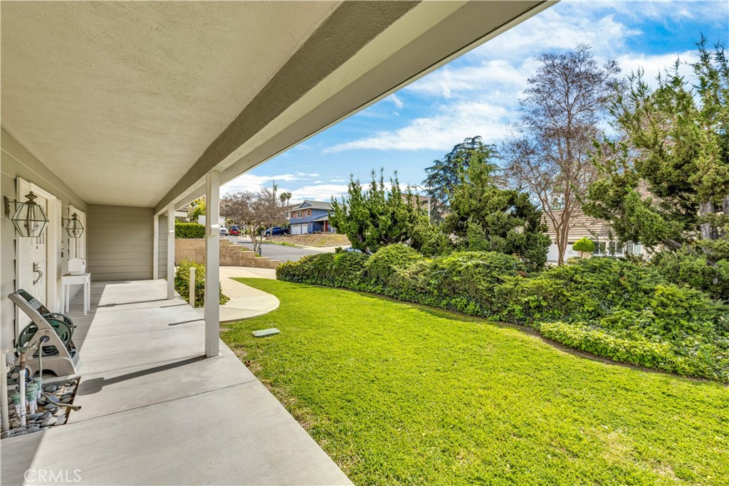 1294 Birchcrest Avenue