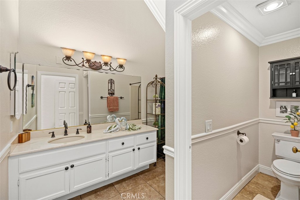 3630 S Bear Street 67