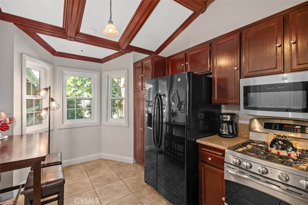 3630 S Bear Street 67