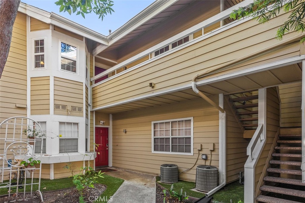 3630 S Bear Street 67