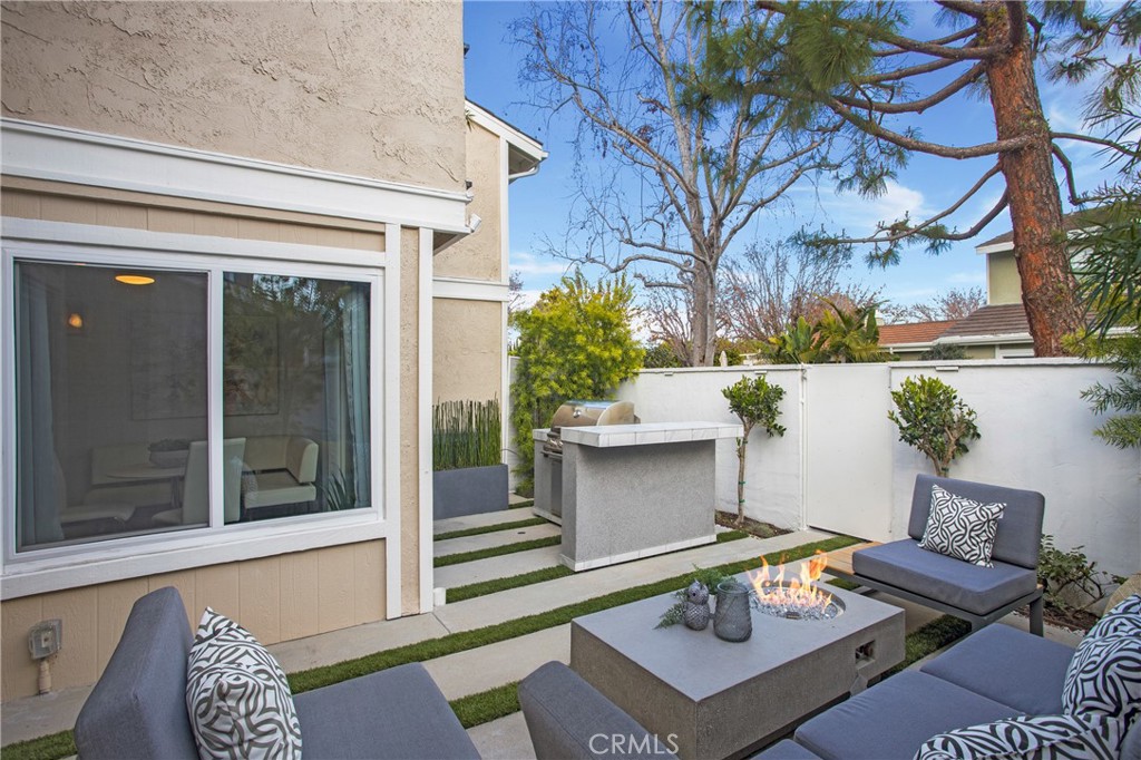 33086 Southwind Court