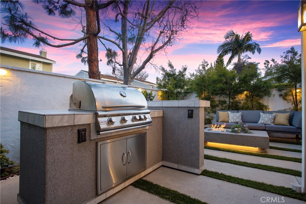 33086 Southwind Court