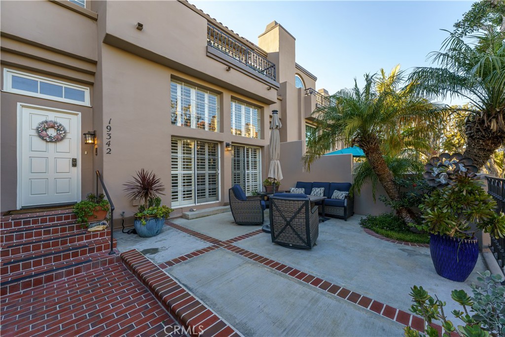 19342 Peachtree Lane