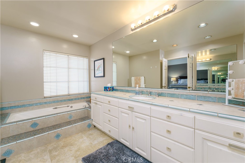 19342 Peachtree Lane