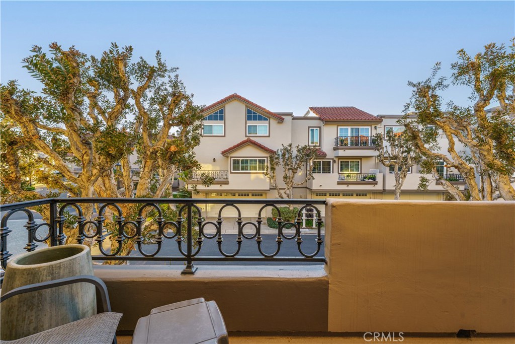 19342 Peachtree Lane