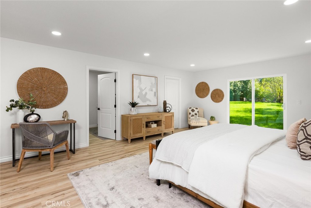 10272 Shadyridge Drive