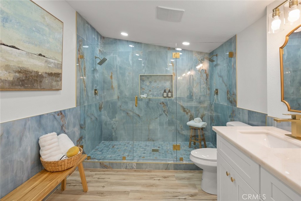 10272 Shadyridge Drive