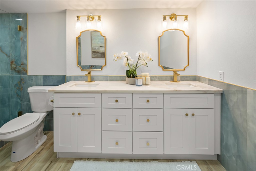 10272 Shadyridge Drive