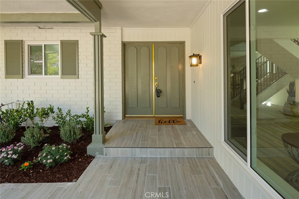 10272 Shadyridge Drive