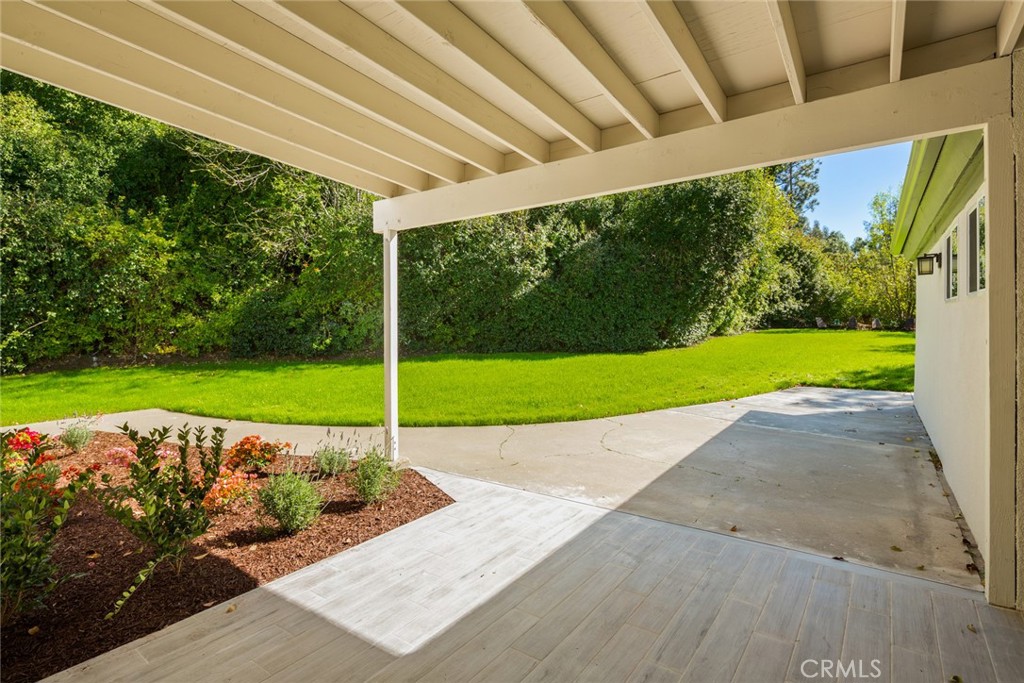 10272 Shadyridge Drive