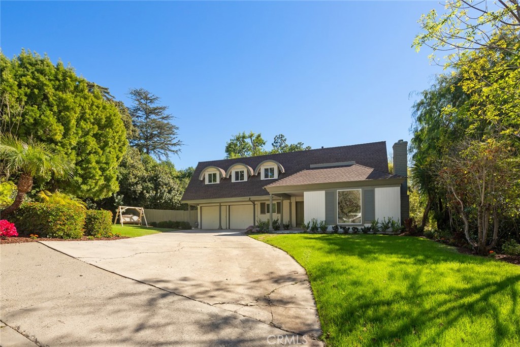 10272 Shadyridge Drive