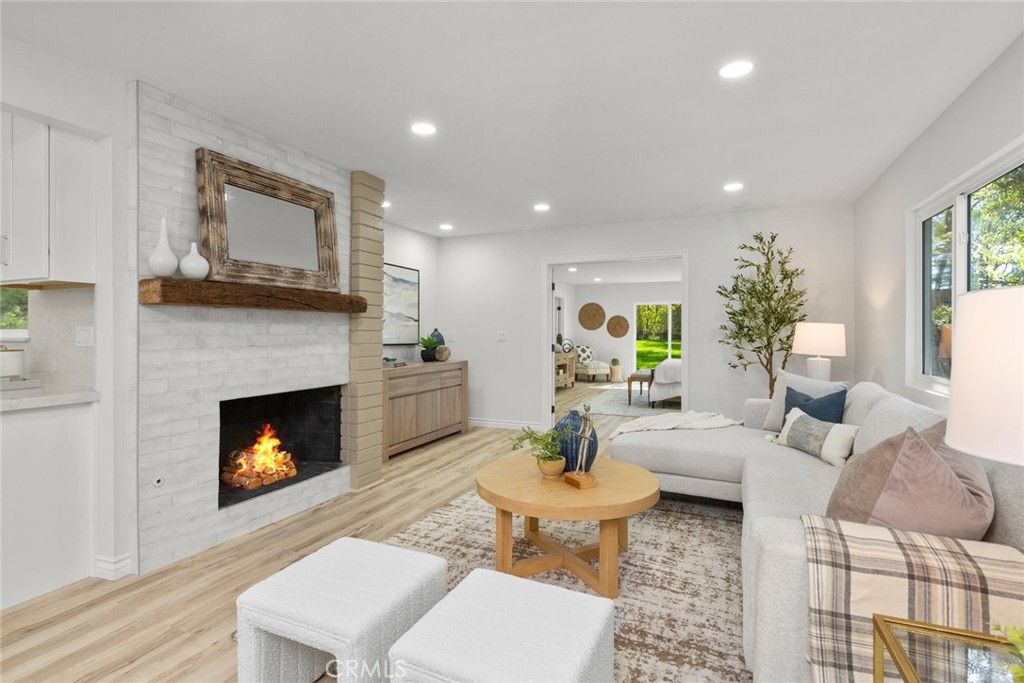 10272 Shadyridge Drive