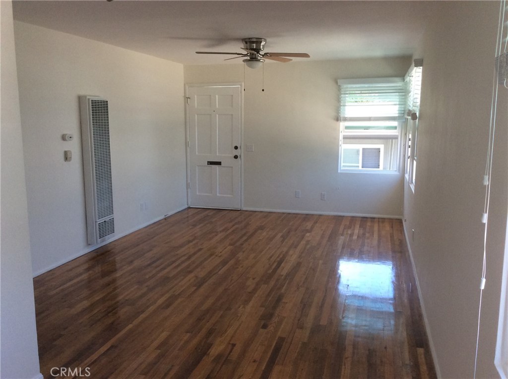 213 Avenida Granada 2