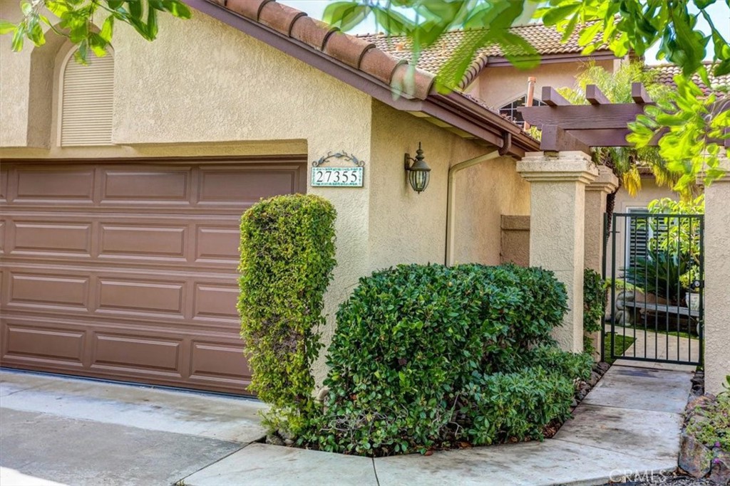 27355 Paseo La Serna