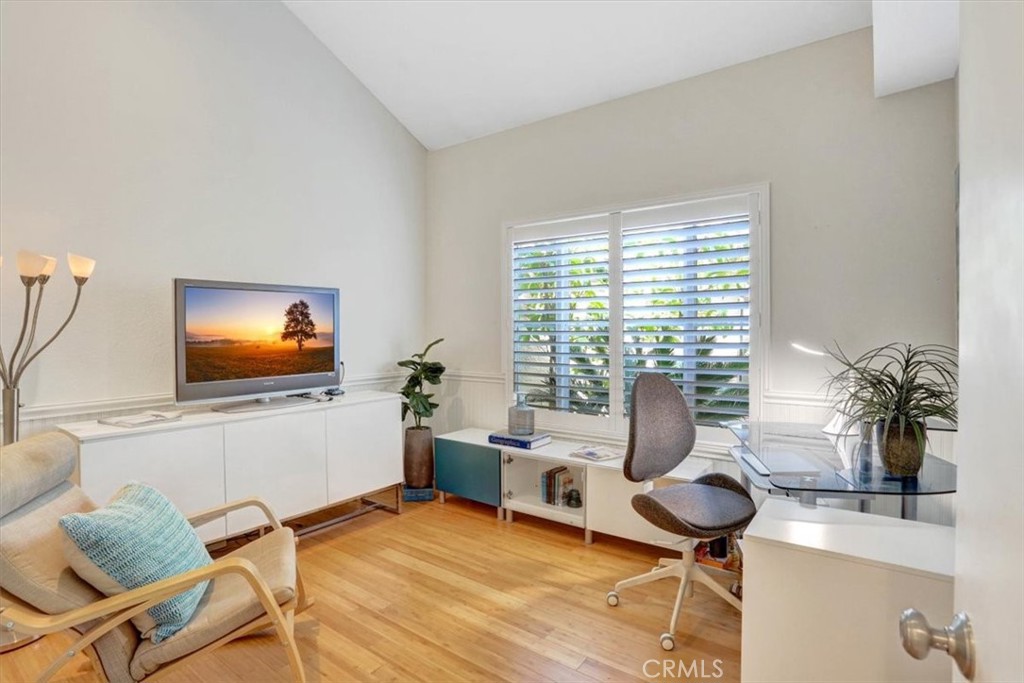 27355 Paseo La Serna