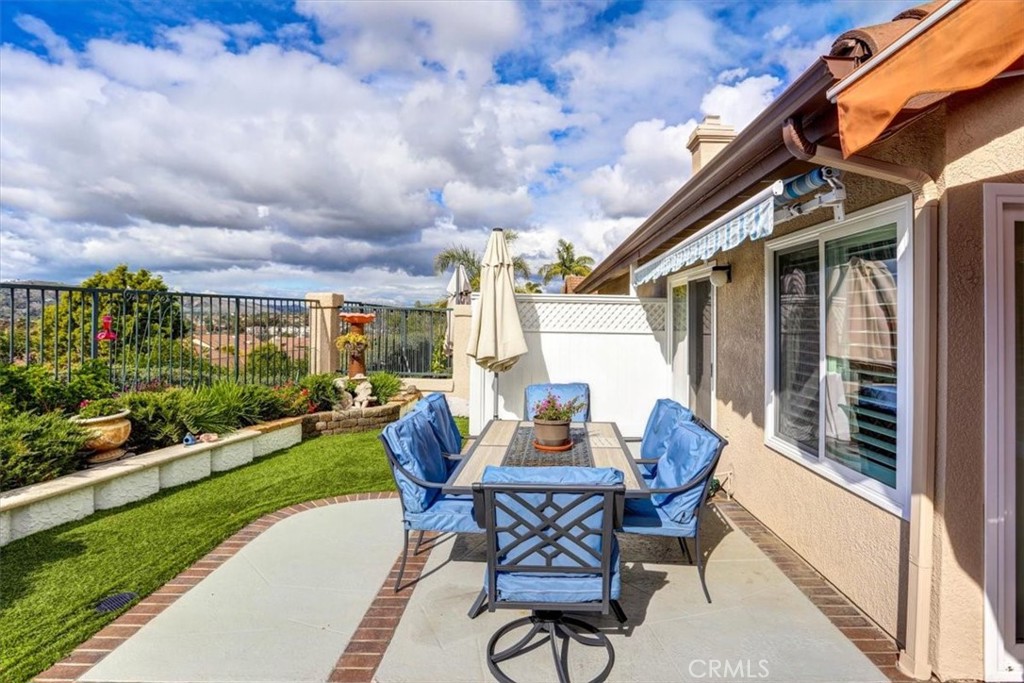 27355 Paseo La Serna