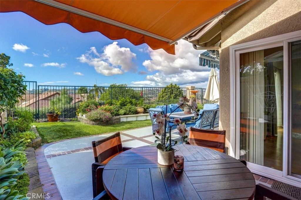 27355 Paseo La Serna