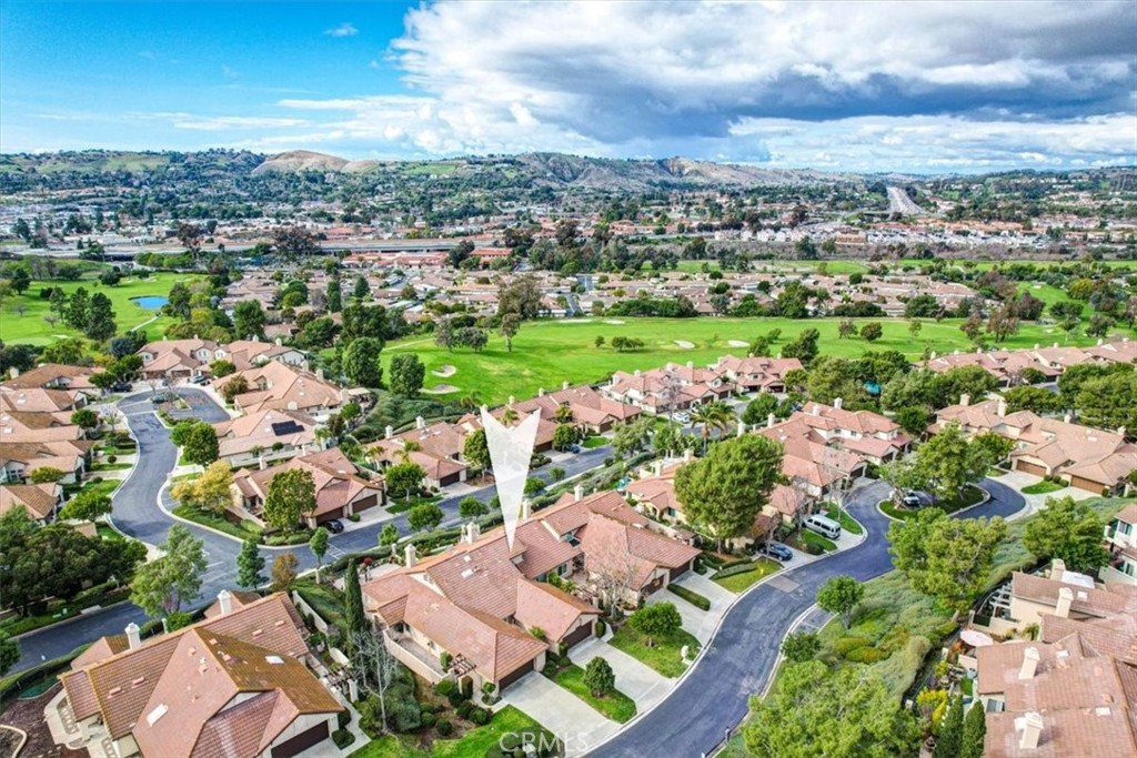 27355 Paseo La Serna