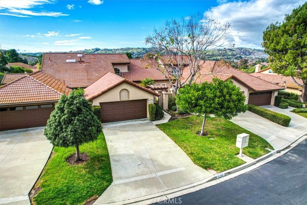 27355 Paseo La Serna