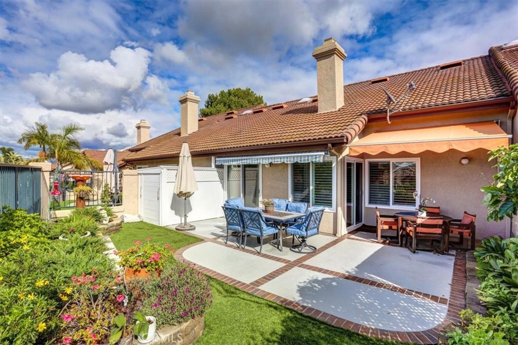 27355 Paseo La Serna