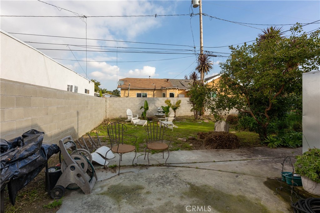 2567 E Jefferson Street