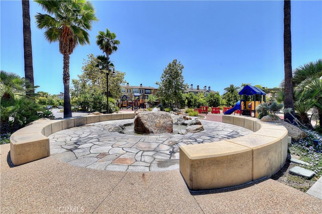 535 S Kroeger Street