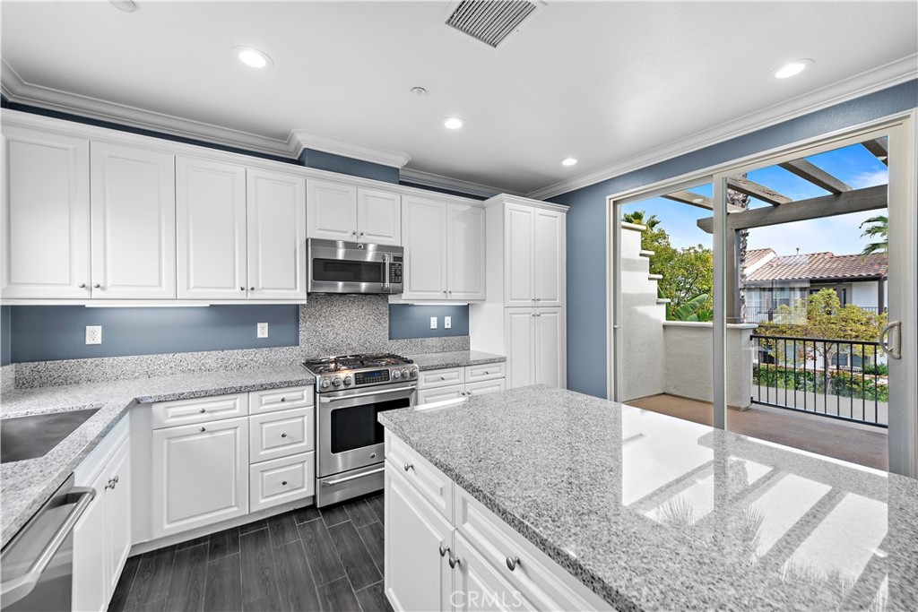 535 S Kroeger Street