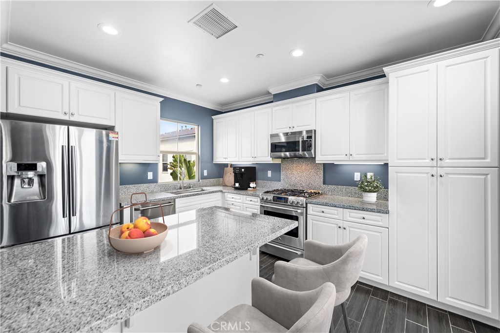 535 S Kroeger Street