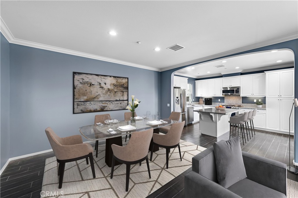 535 S Kroeger Street