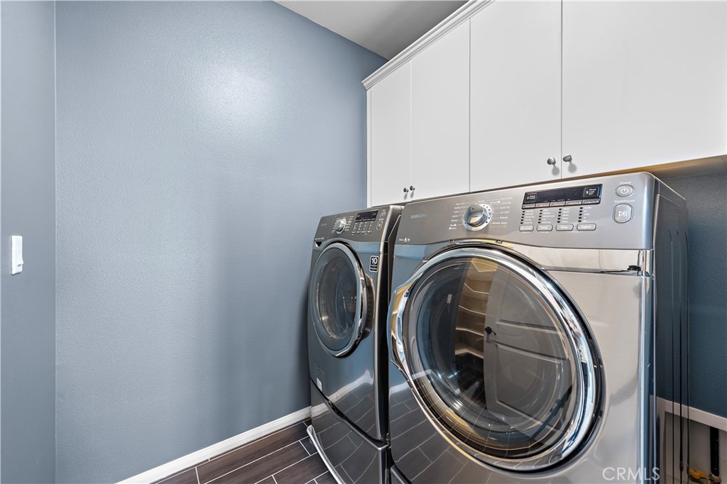 535 S Kroeger Street