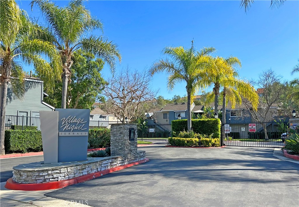 24470 Avenida De Los Ninos