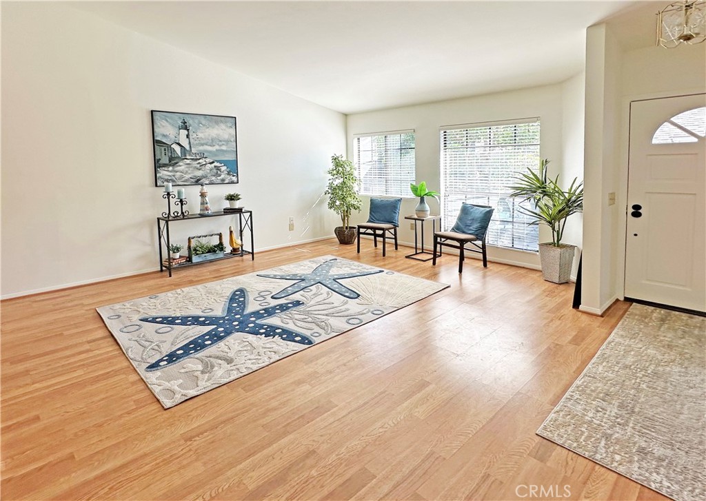 24470 Avenida De Los Ninos