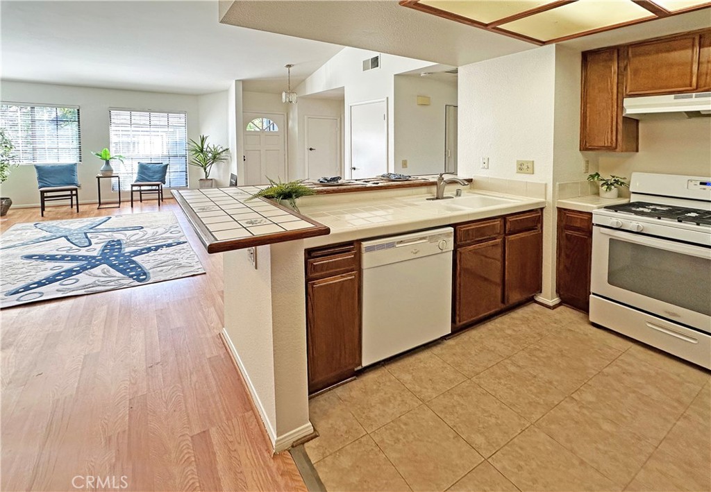 24470 Avenida De Los Ninos