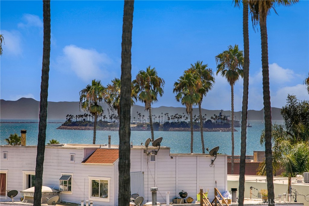 555 Maine Avenue 307