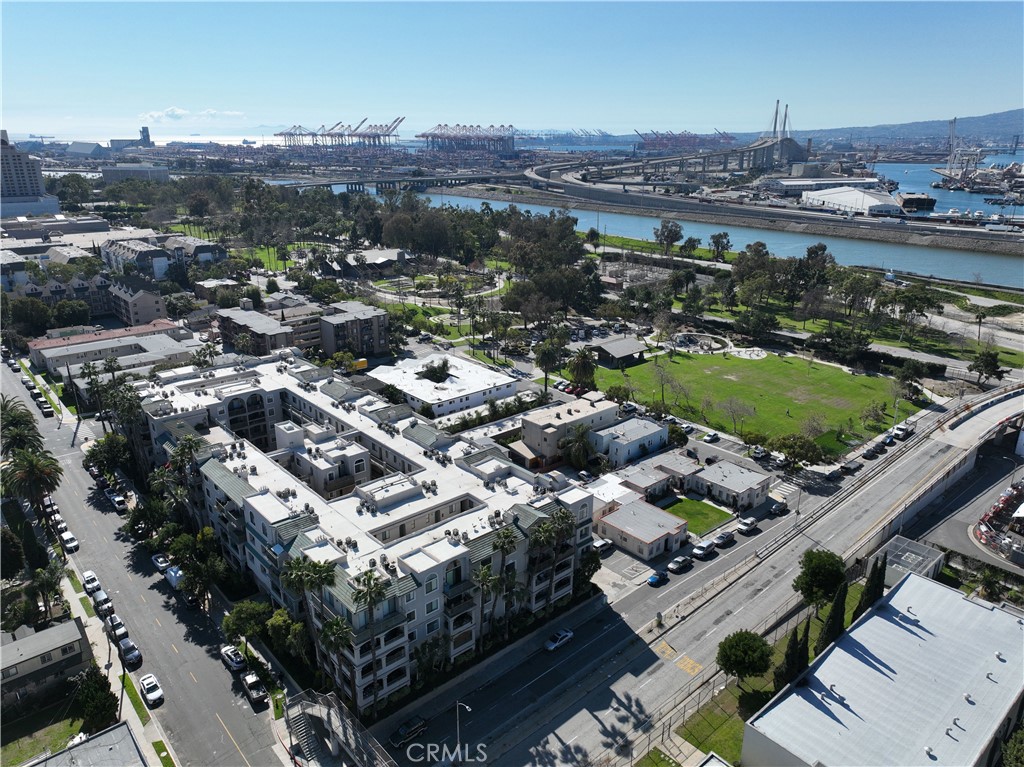 555 Maine Avenue 307