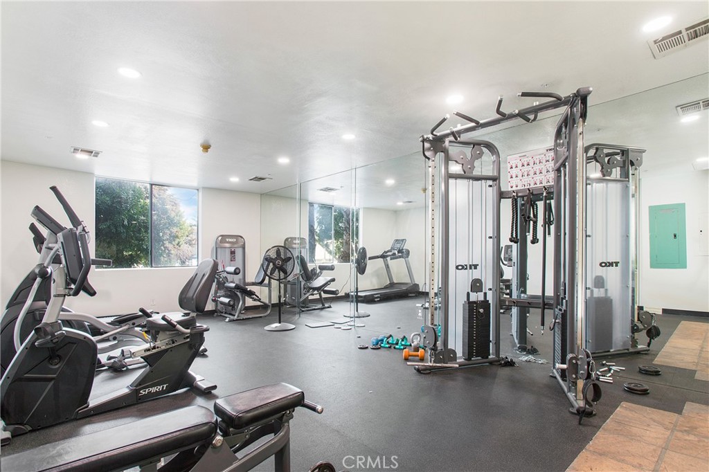 555 Maine Avenue 307