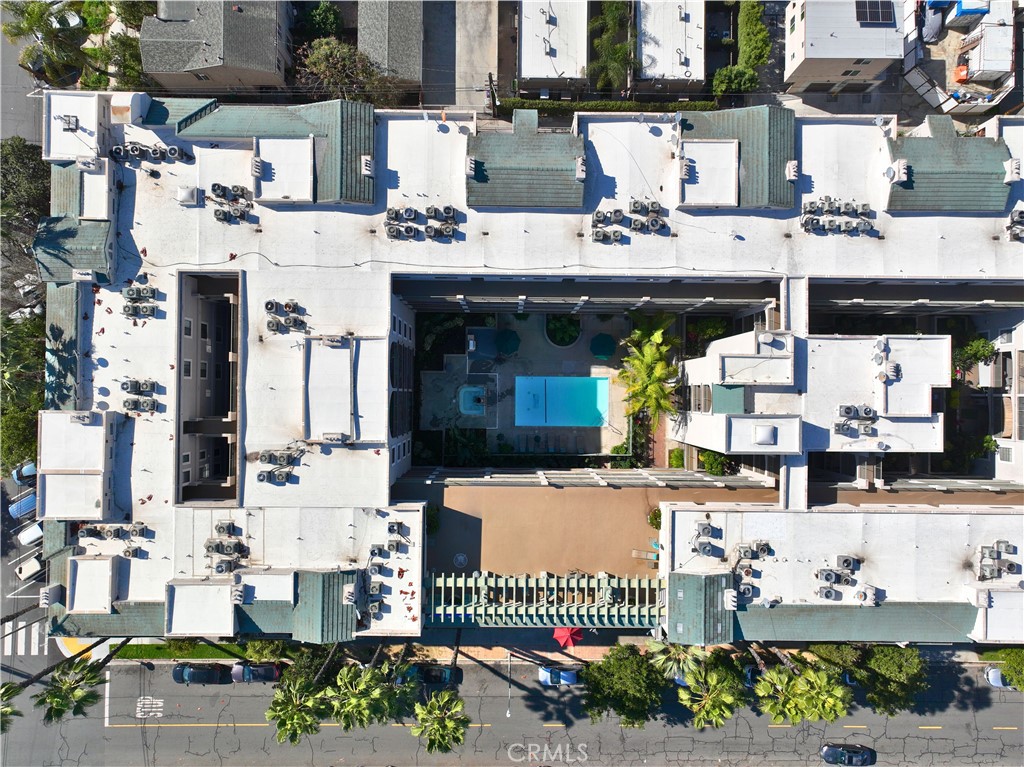 555 Maine Avenue 307