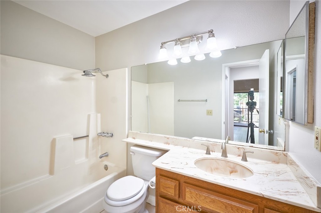 7881 Woodlake Drive 67