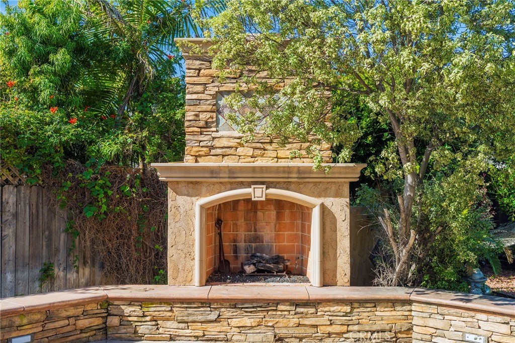 16801 SEA WITCH Lane