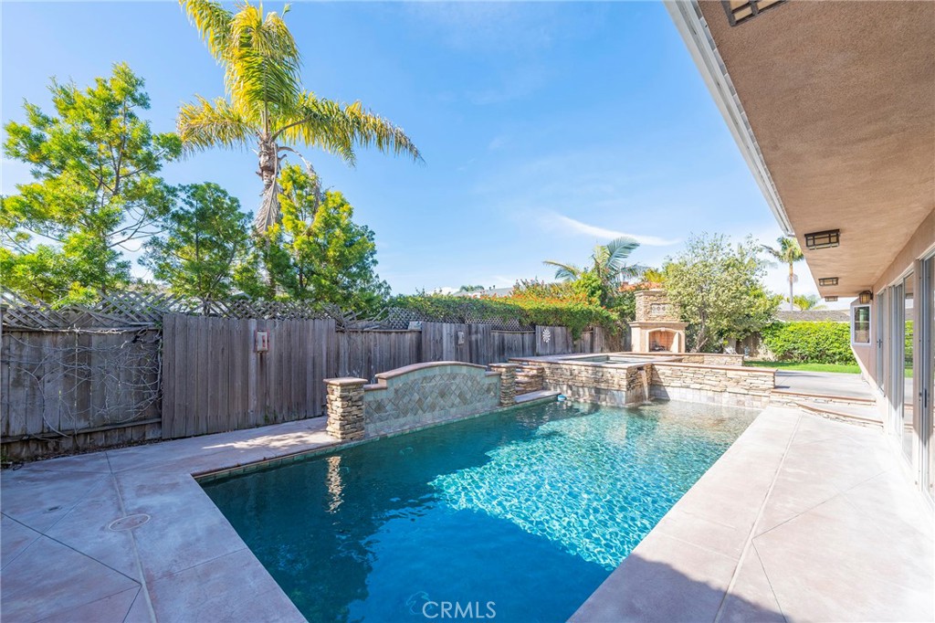 16801 SEA WITCH Lane