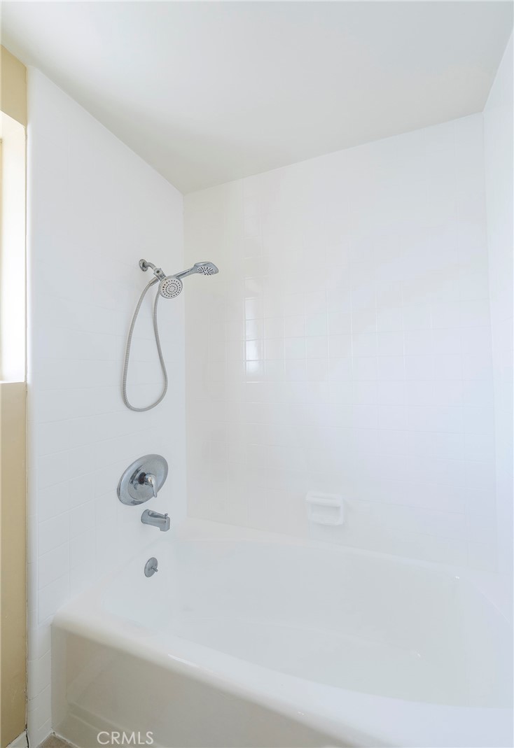 16801 SEA WITCH Lane