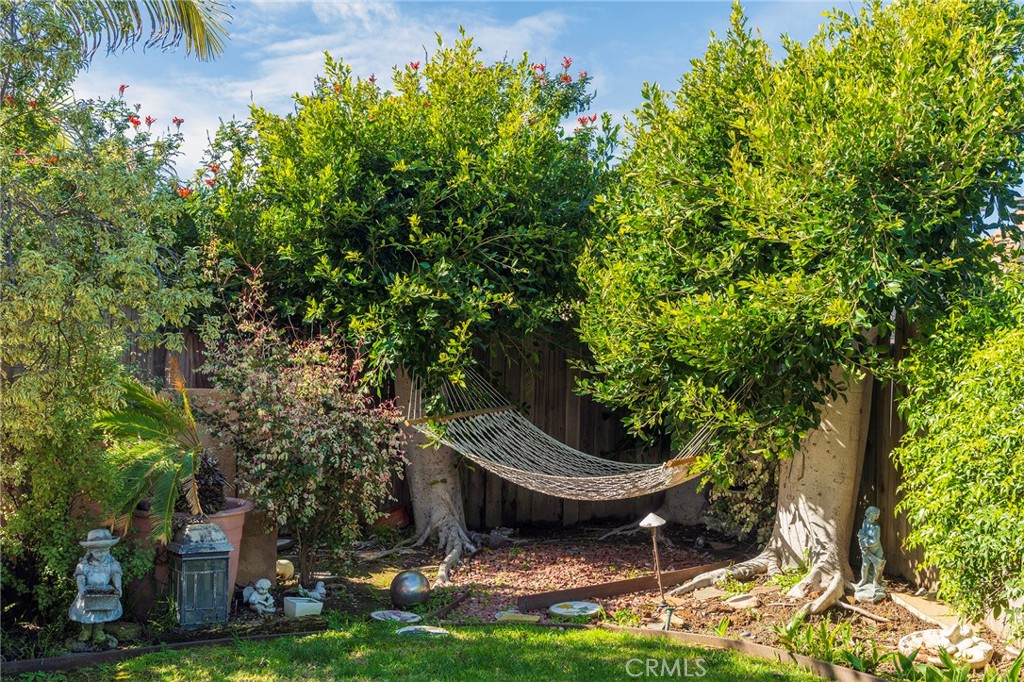 16801 SEA WITCH Lane